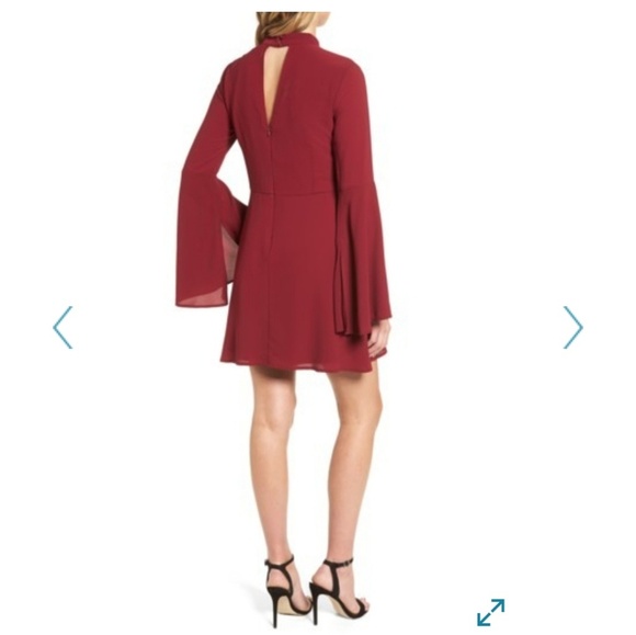 NEW Harper Bell Sleeve Dress - Picture 3 of 7